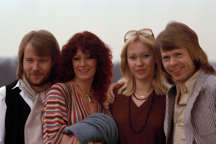 ABBA: Две любовни истории, които създадоха музикална легенда